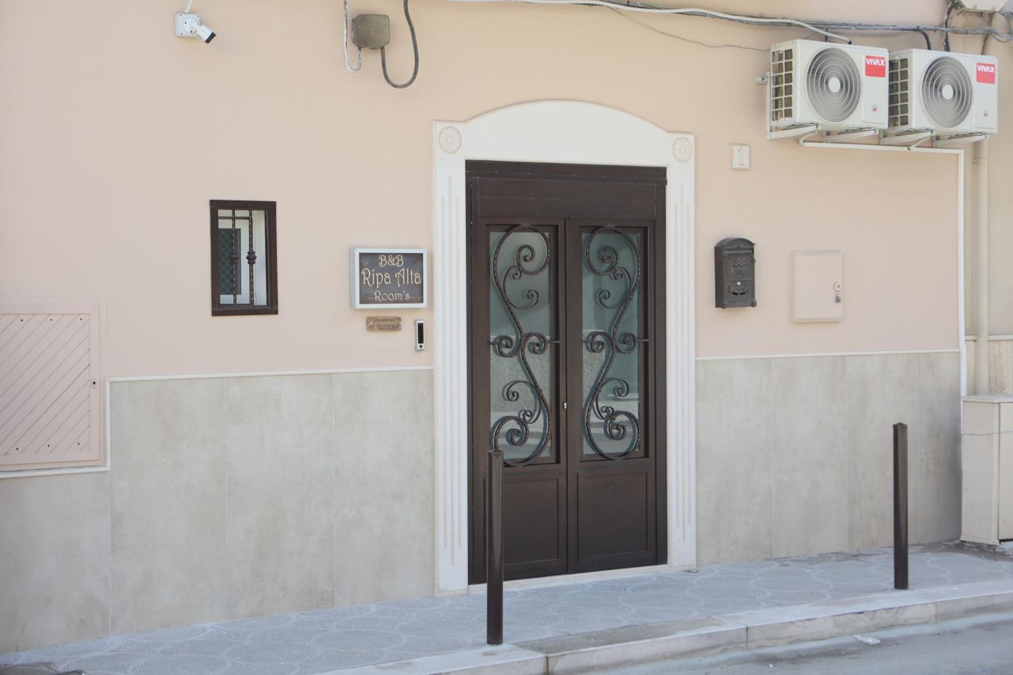 Ripa Alta Room'S Cerignola Exterior photo